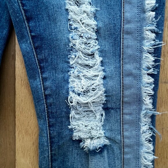 AKIRA MAYA FRAY MID RISE SKINNY WOMEN’S JEANS sz 7 W27 Dark Wash STRETCHY NWT - Picture 3 of 15